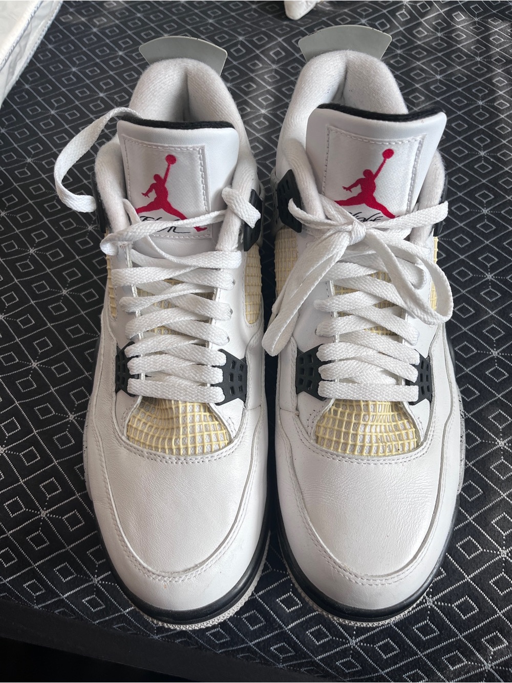 Air Jordan 4 Retro OG "White Cement"